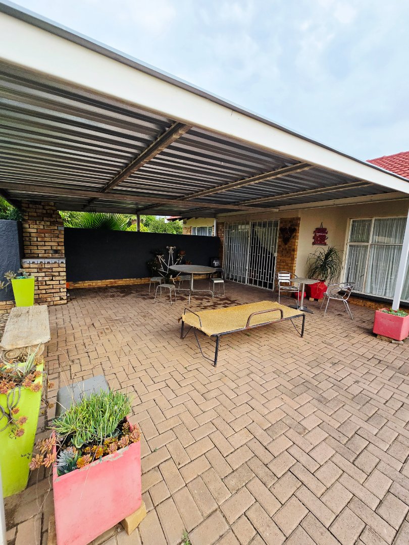 3 Bedroom Property for Sale in Wilkeville North West